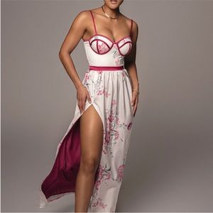 NWT JLuxlabel set ivory floral (bodysuit and skirt)